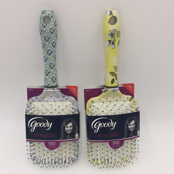 2 Goody Stylista Paddle Hair Brushes Blue & Yellow - Picture 1 of 9